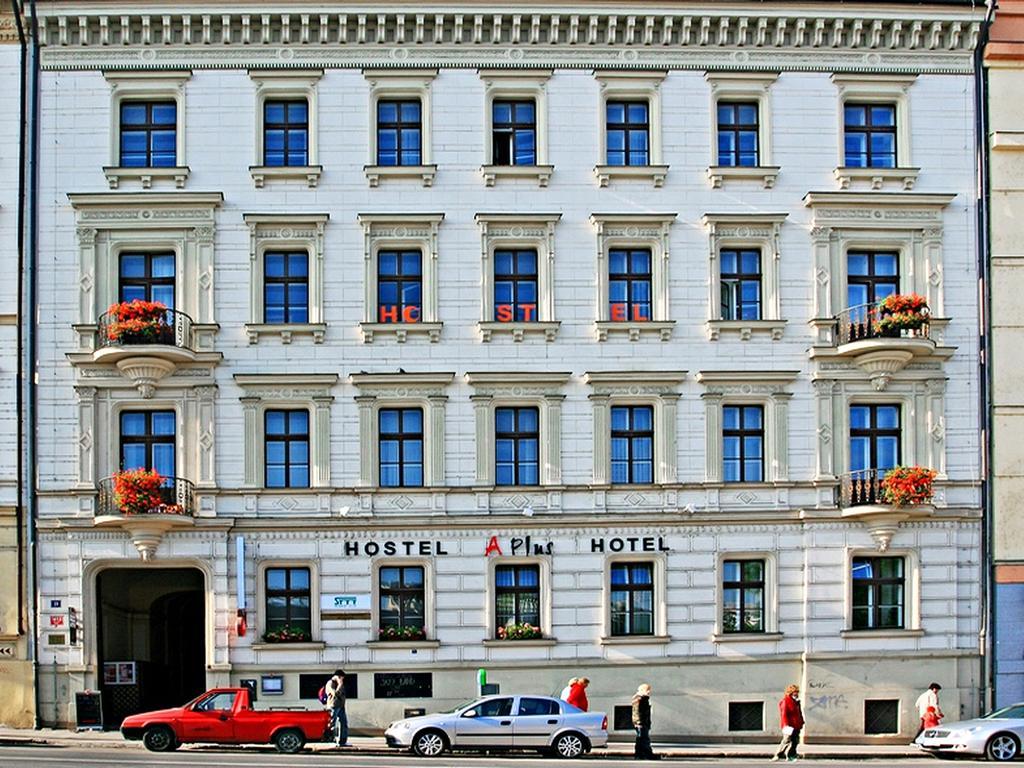 A Plus Hotel & Hostel Prague Extérieur photo