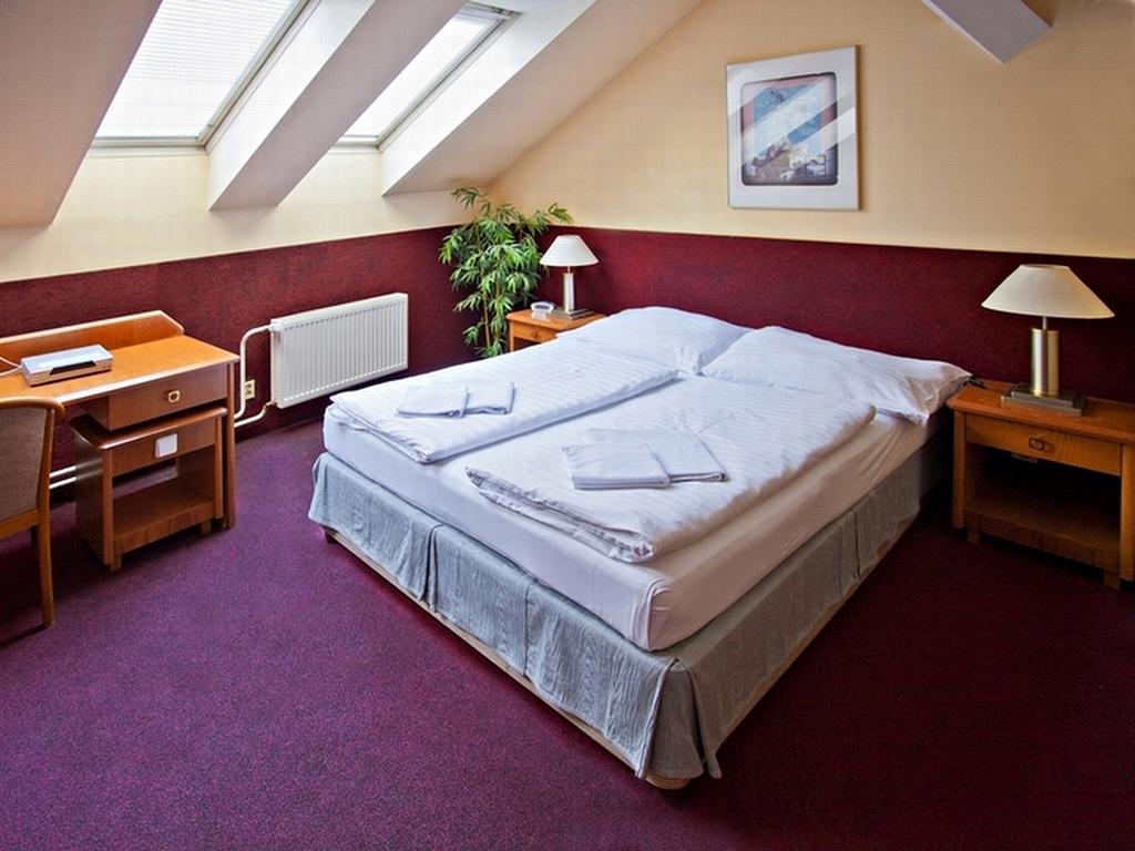 A Plus Hotel & Hostel Prague Extérieur photo