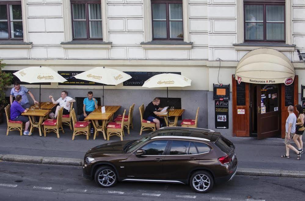 A Plus Hotel & Hostel Prague Extérieur photo
